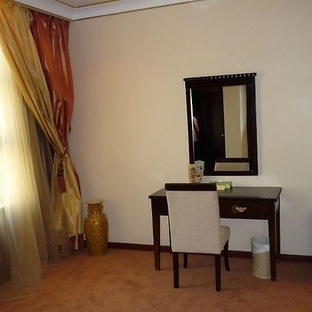 Bilqase Throne Hotel Дамам Екстериор снимка